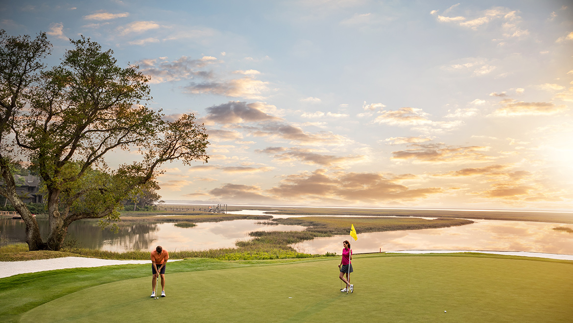 Oak Marsh couple on green